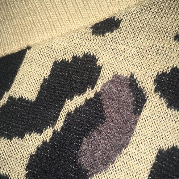 Express cheetah sweater! - Picture 2 of 3